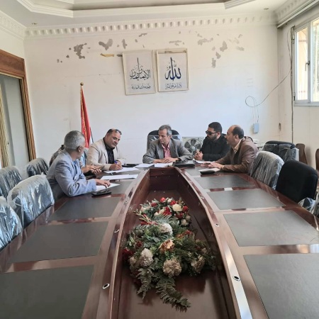 لجنة إعداد المعايير المرجعية المهنية لبرامج التعليم الفني تواصل أعمالها في اجتماع دوري