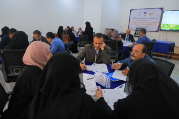 ألبوم صور خاص بتنظيم ورشة تدريبية لتقديم الدعم الفني في جامعة الرشيد الذكية